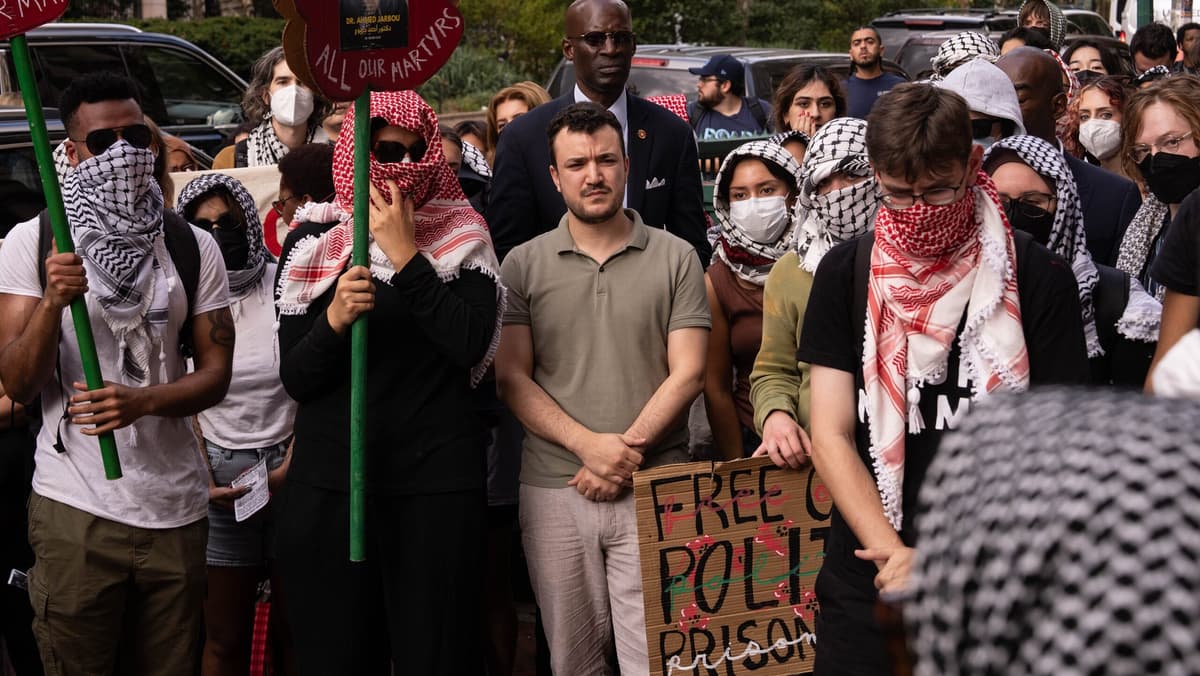 Palestinian Activist Mahmoud Khalil Takes Detention Fight to US Supreme Court