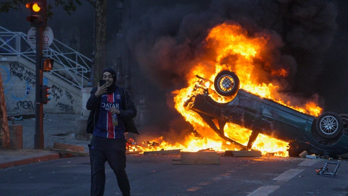 Macron Rejects Interior Minister’s Resignation Amid Nationwide Riots