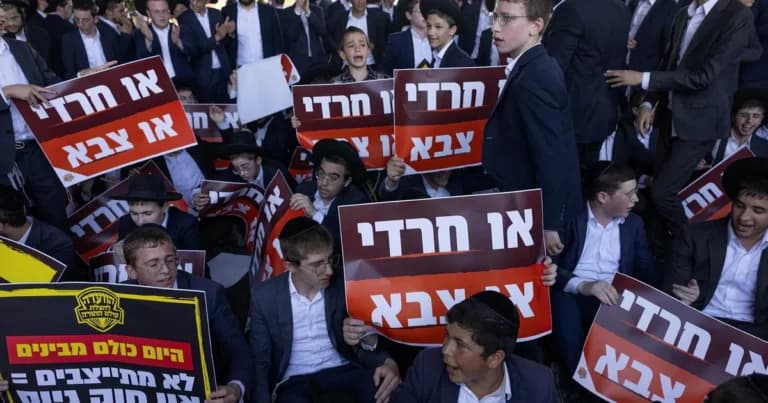 Govt. Delays Plan To Revoke Benefits From Charedi Draft Evaders