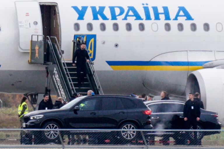 Russian aerial blitz kills 7 in Ukraine as Zelenskyy meets US and European officials in Norway