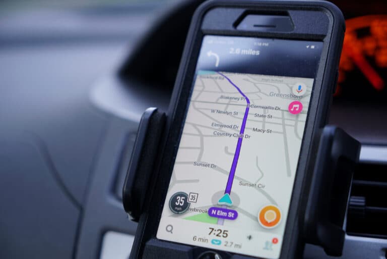 Malaysia Bans Civil Servants From Using Navigation App Waze, Citing Data Risks Over Israeli Links