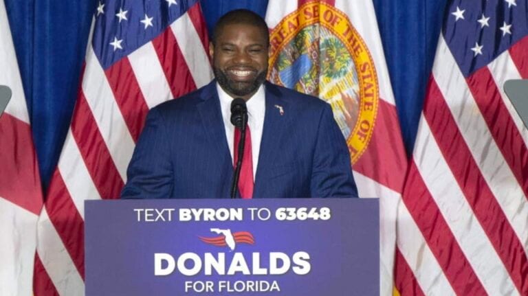 Florida Polls Show Republicans Leading In Governor And Senate Races, Contests Remain Close