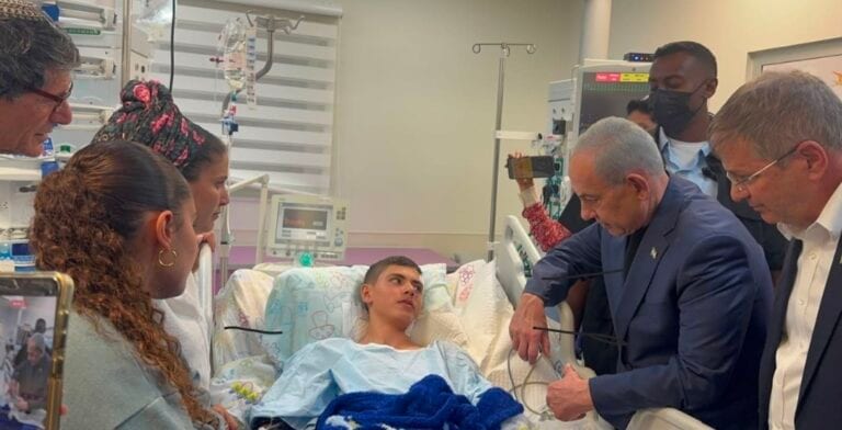 Netanyahu Visits Wounded Yeshiva Students At Rambam Hospital After Deadly Northern Explosion