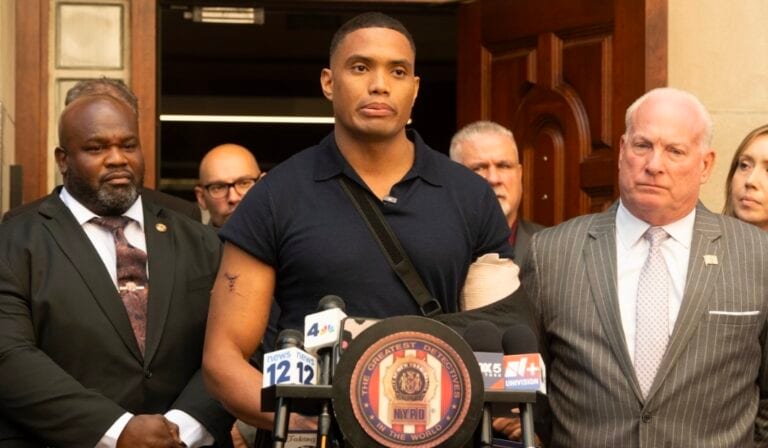 Off-Duty NYPD Detective Stabbed 10 Times by Illegal Immigrants, Chased Attackers Despite Injuries: Prosecutors
