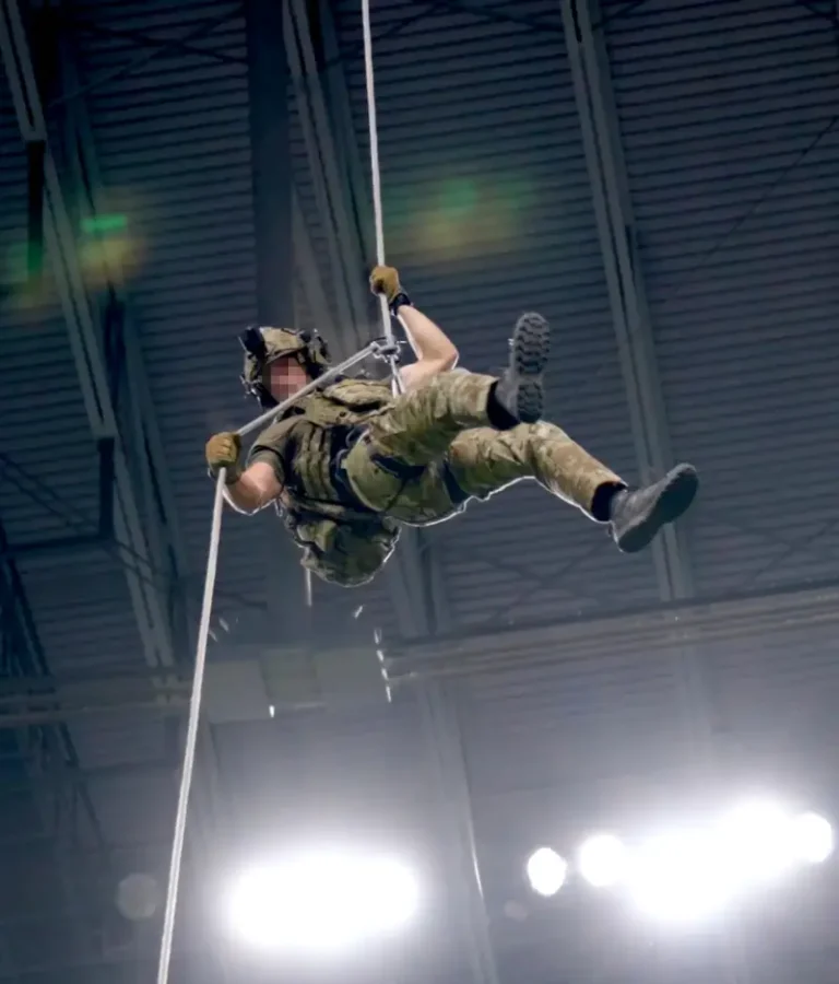 Nellis Air Force Base: Service Member Dies After Rappelling Fall At A Ut San Antonio Game