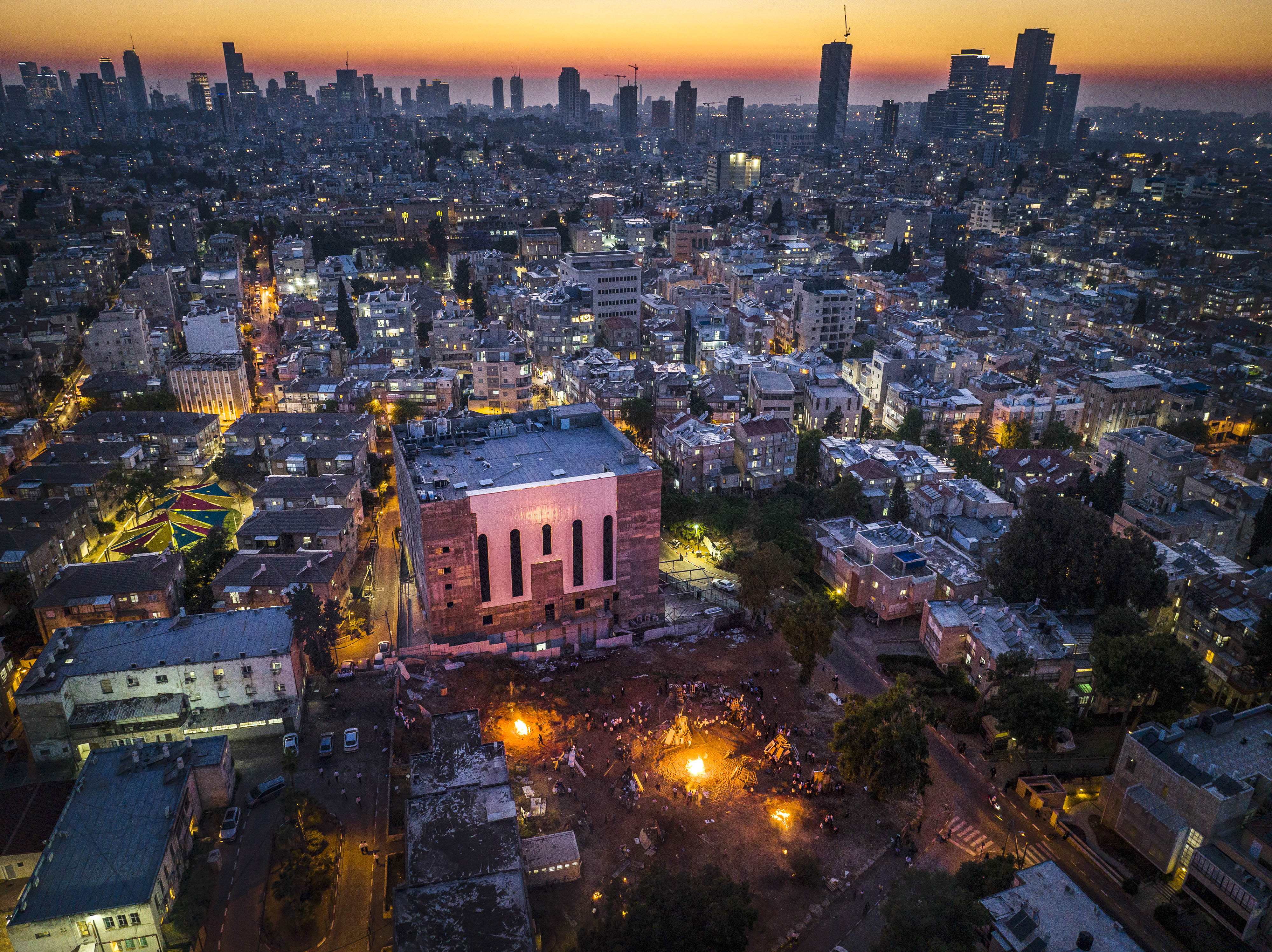 הפסיכולוגית: "גם מחלונות בני ברק רואים שמיים"