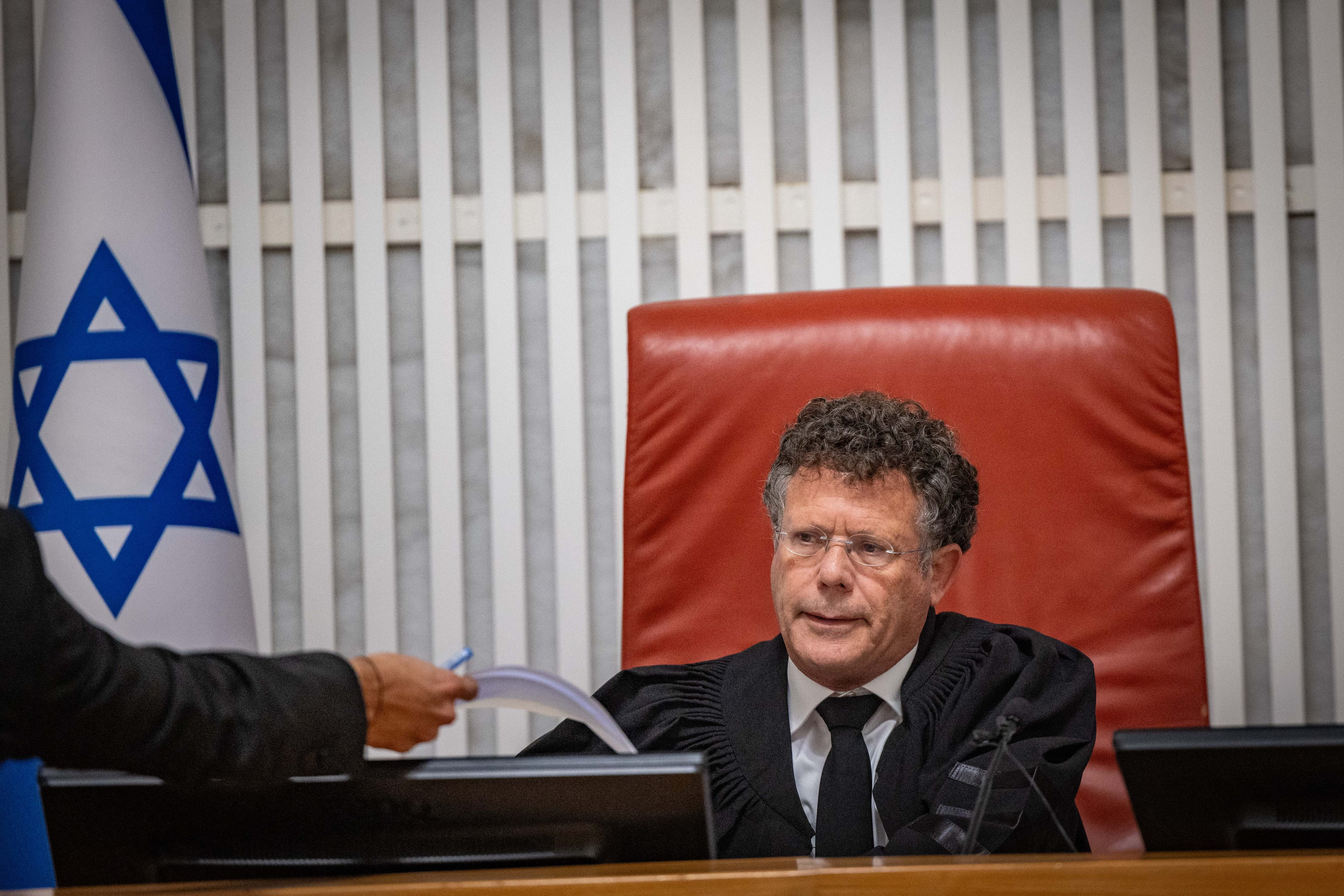 "תגיד לי מי ההרכב": כך אבד לחלוטין אמון הציבור בבג"צ