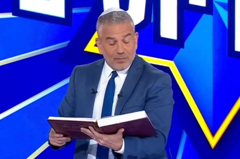 דרעי על סערת ינון מגל: "הנדסת תודעה עלובה"
