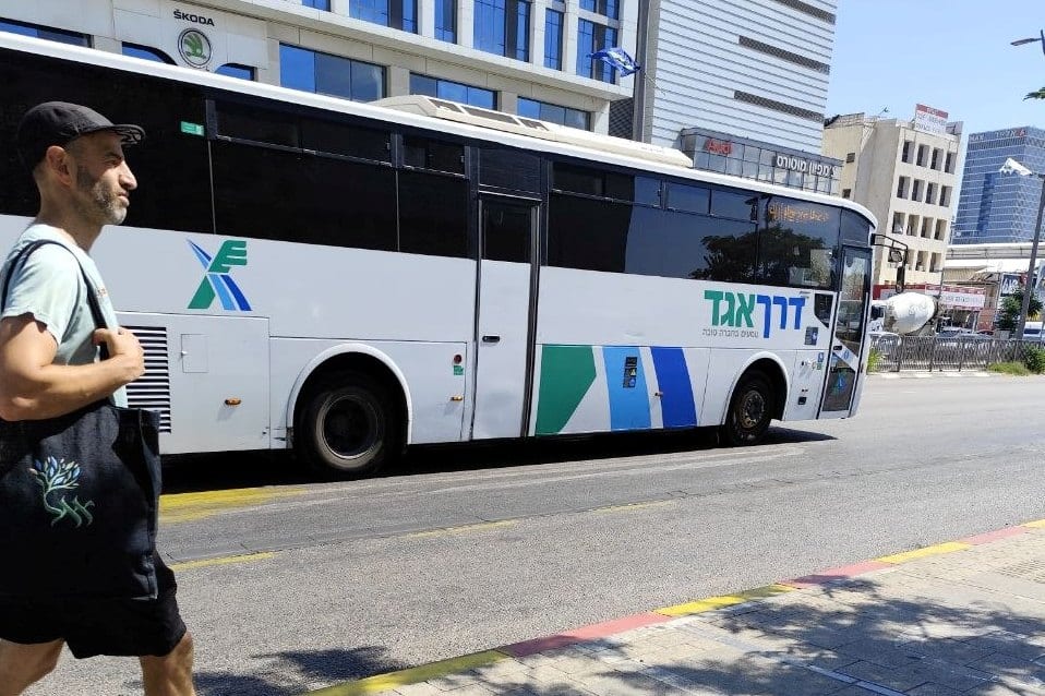 טרגדיה בערב חג: החסיד התמוטט באוטובוס ונפטר