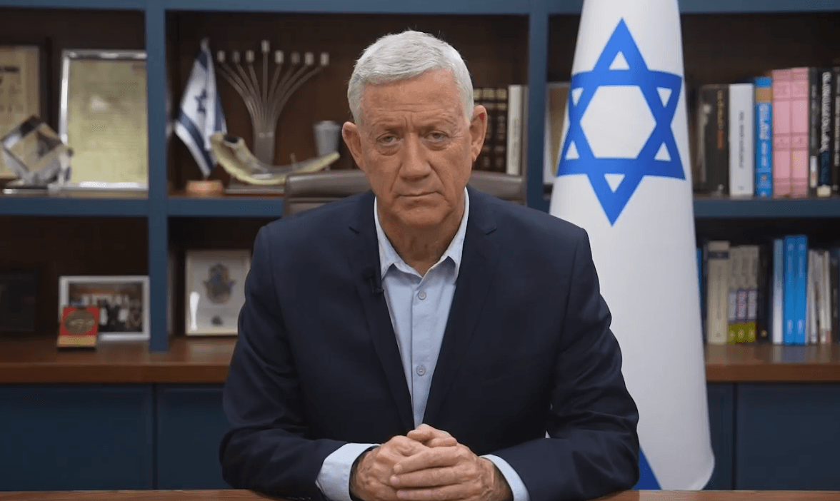 בני גנץ פונה לסוקרים: "בואו לבדוק אותנו"
