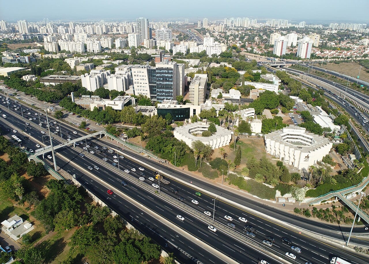 הותר לפרסום: זה הפרופסור שתכנן פיגועים נגד ערבים