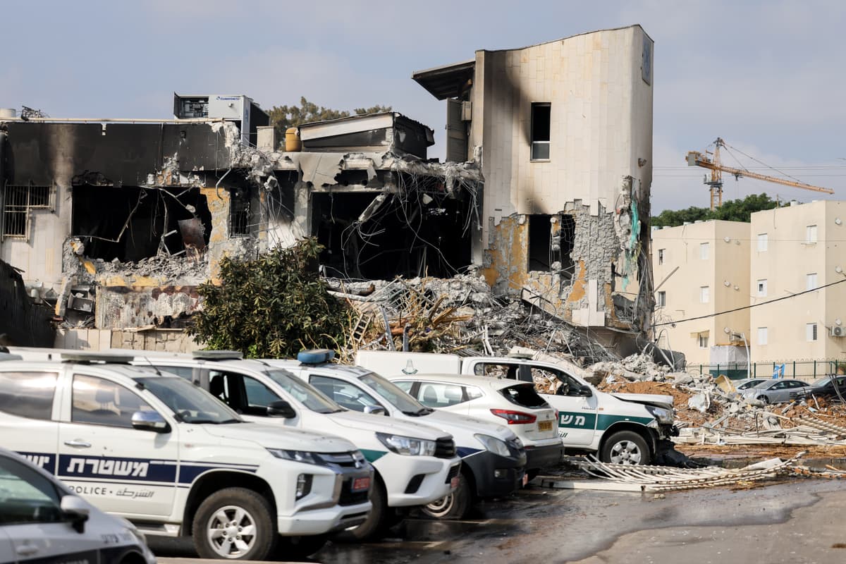 צפייה בסרטוני 7 באוקטובר באמת עוזרת להתגבר על הפחד?