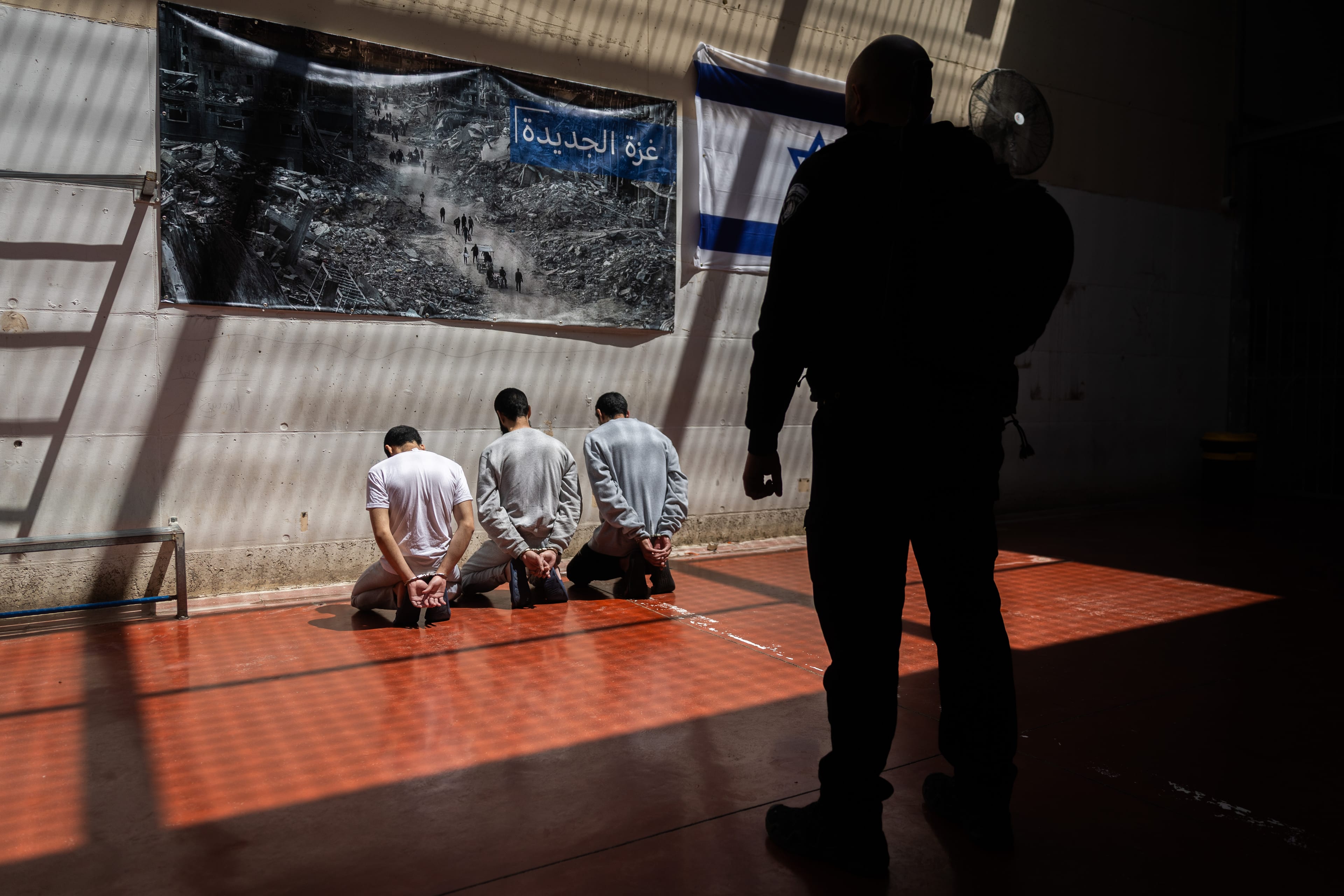 כ-400 מחבלים נחקרו, מאות נוספים עדיין ממתינים