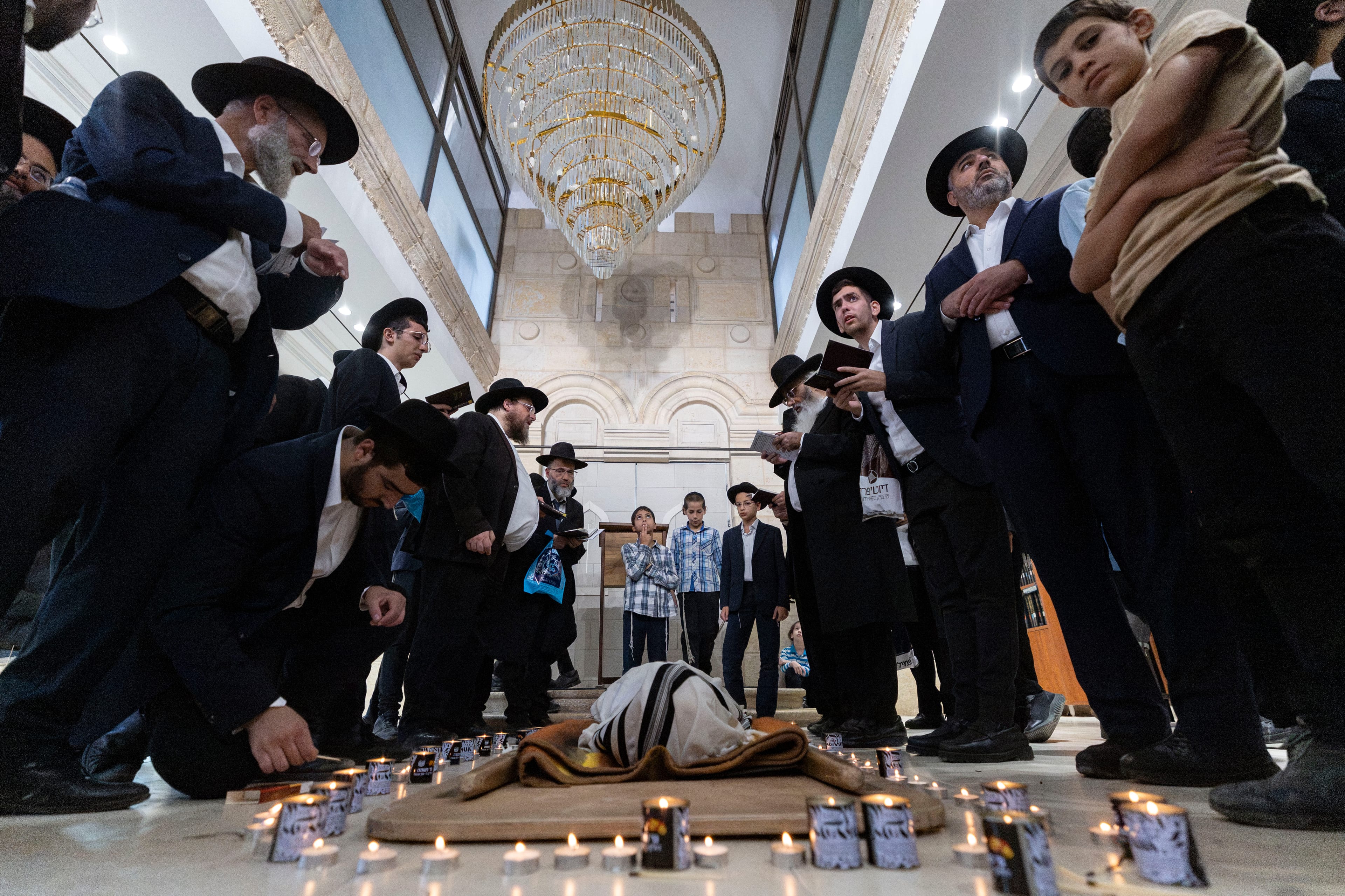 הגיע מירושלים לעשרים איש: מסירותו של הרב בצרי