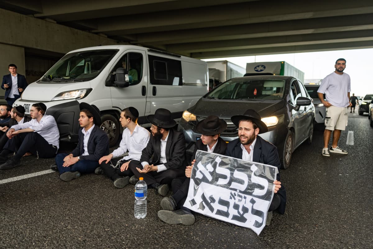 רימוני הלם בכביש 4: המשטרה הגיבה באיחור לחסימה