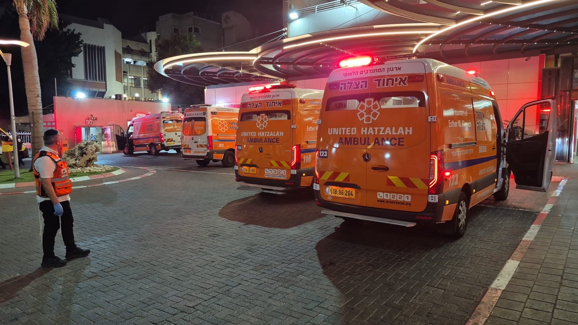בן 3 נכווה ממים רותחים – בן שנתיים נפל משולחן
