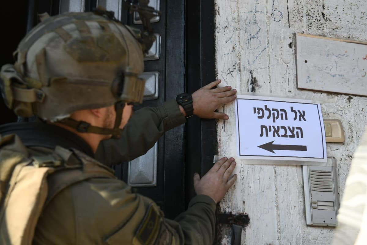 הבחירות כבר החלו: מאות קלפיות נפתחו בבסיסים