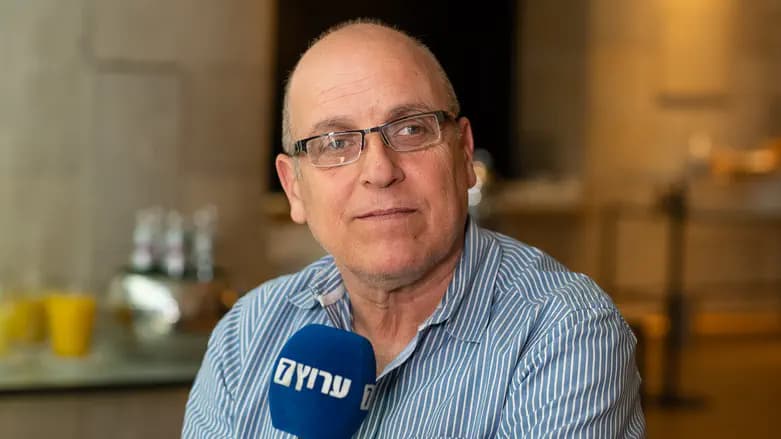 פרופ' אשר כהן לערוץ 7: חמישה מנדטים בסקר? זה עדיין לא מבטיח מקום בכנסת