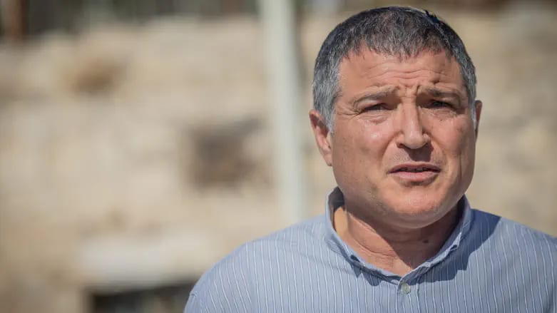 ראש השב"כ דוד זיני הזהיר בקבינט: תשתיות צבאיות מוקמות בפזורה הבדואית