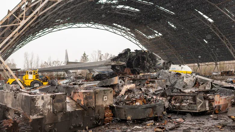 תיעוד חריג מאוקראינה: מיג-29 מיירט כטב"ם רוסי בתמרון יוצא דופן
