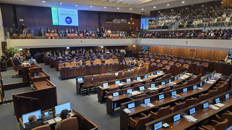 בחירת מבקר המדינה שוב בבג"ץ: היועמ"שית לכנסת דורשת הצבעה חדשה