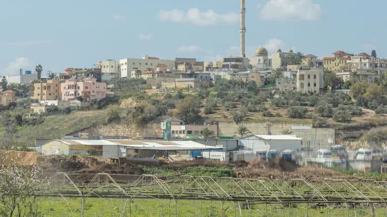 סריקות אחר חמוש רעול פנים במדי צה"ל באזור כפר קרע