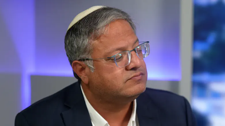 סקר: גוש הימין בראש, תשעה מנדטים לבן גביר