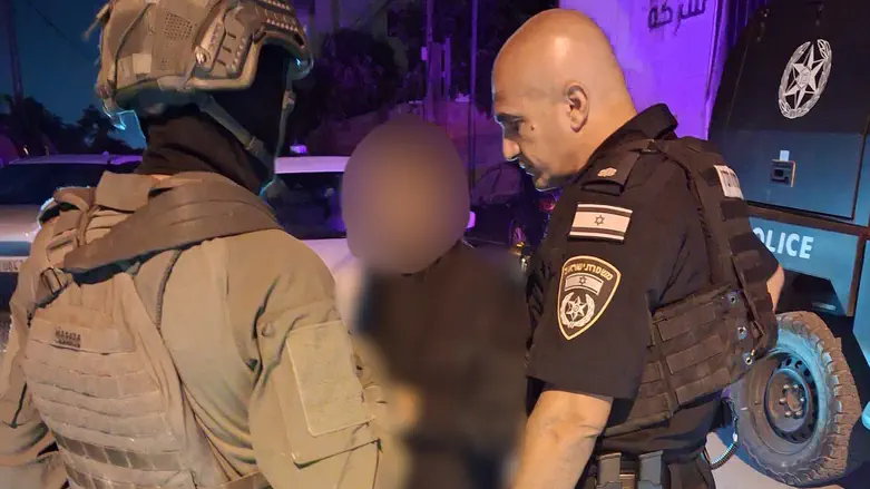 צעירה נלקחה בכוח מהוסטל באזור המרכז בידי בני משפחתה ואותרה בחברון