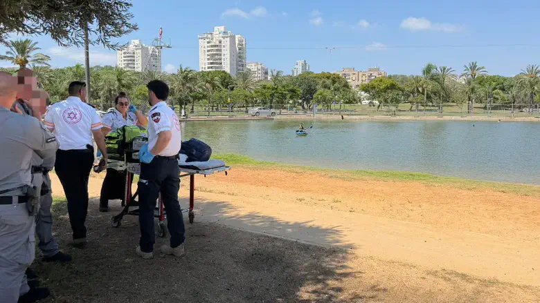 ילד בן 5 אותר במצב אנוש באגם בפארק מנחם בגין בתל אביב