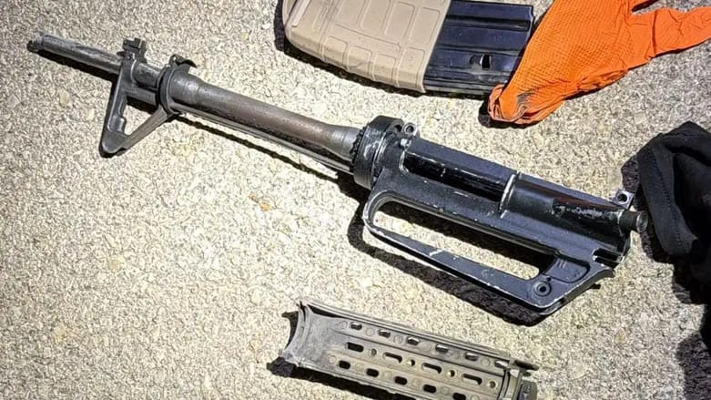רופא נאשם שנמלט מהמשטרה במרדף בצפון - נשק M16 אותר בתיק שהושלך
