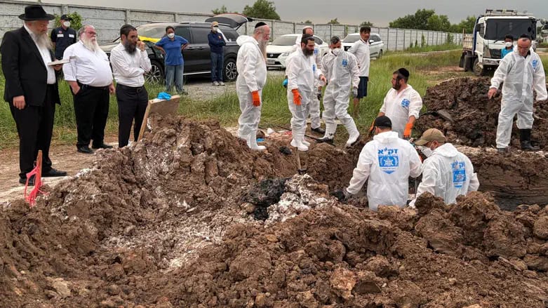 בעקבות החלטת הרשויות בתאילנד: ארבעה קברים יהודיים הועברו מבית העלמין