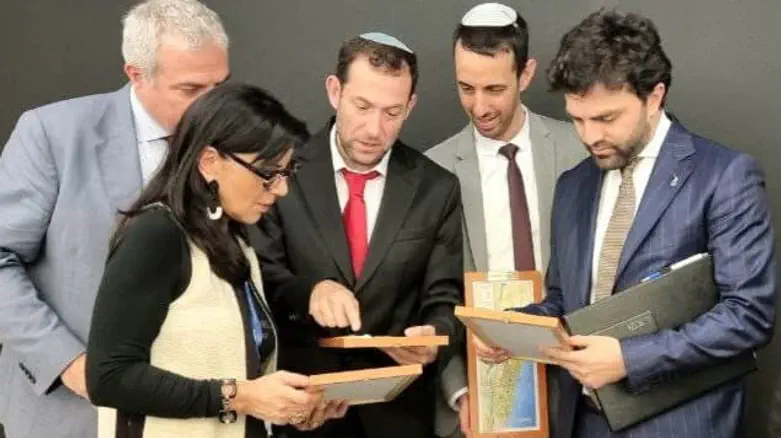 הפרלמנט אירופי במהלך למען ישראל