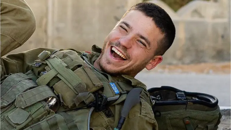 "איזה אדם הייתי רוצה להיות?": חשבון הנפש שעמית בונצל כתב בלב עזה