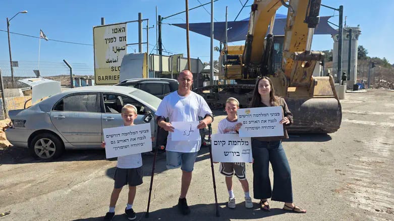 הפיגוע של חבר הילדות החזיר אותו לפציעה שלו