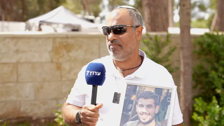 "לא אמרתי לו מספיק כמה אני גאה בו": אביו של נוה ז"ל מדבר על הגעגוע