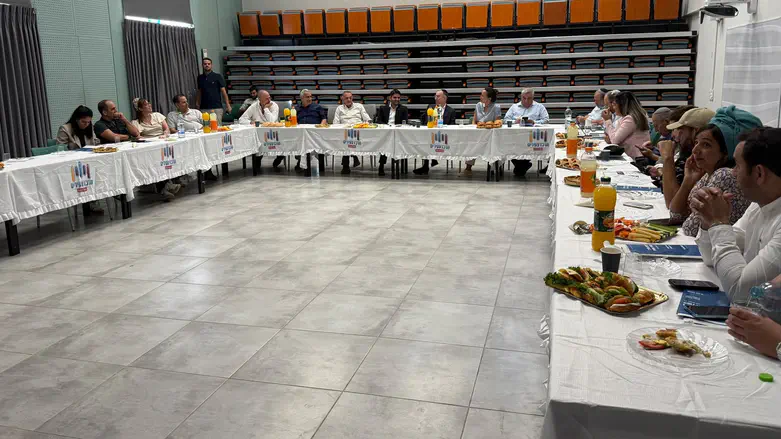 לא נכנעים לאירופה: המהלך הכלכלי של ראשי יו"ש