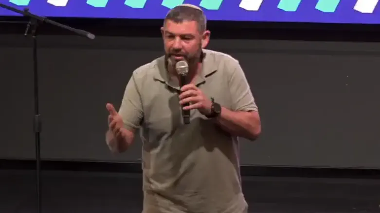 שידור חי: ראשי המפלגות בכנס הבחירות של "הדור" - ועונים לשאלות הקהל