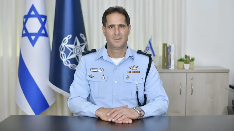 Amir Cohen, police district commander wounded on October 7 to retire