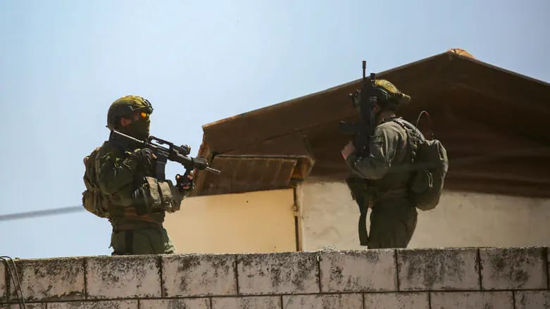 Supreme Court orders IDF to let residents return to terror Camps
