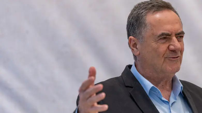 Defense Minister: Iran attempting to influence Israeli elections