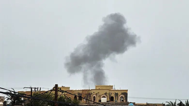 EU warns airlines to avoid parts of Saudi airspace amid Houthi attacks