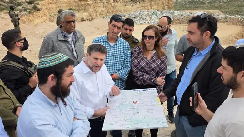 IDF targets monuments honoring terrorists