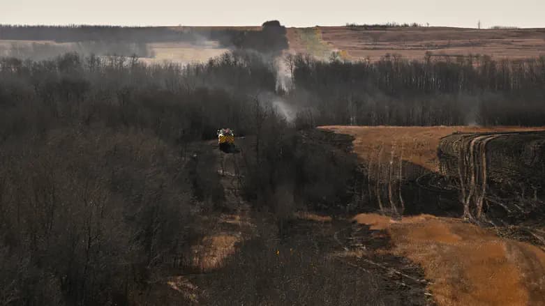 Four Canadian soldiers killed, dozens seriously injured in Alberta military base fire