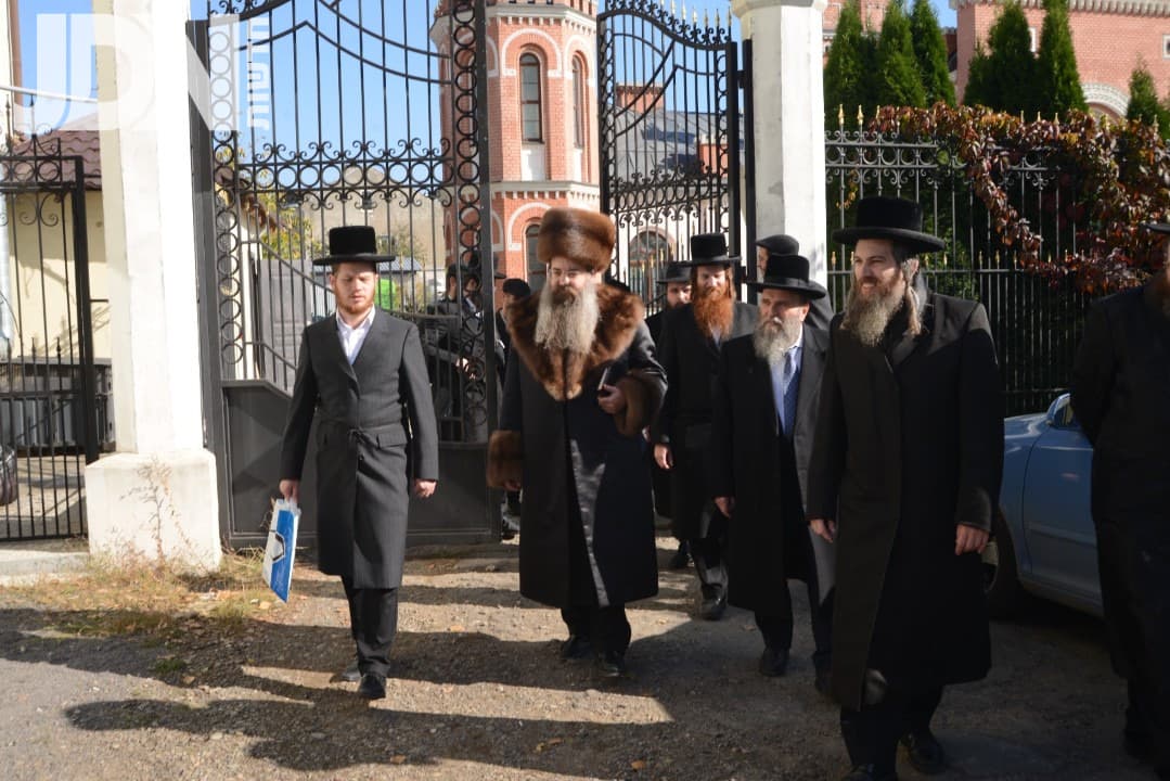 מסע הקודש של האדמו"ר מסאדיגורה לסאדיגורה לרגל הילולת זקנו הס"ק מרוז'ין זיע"א