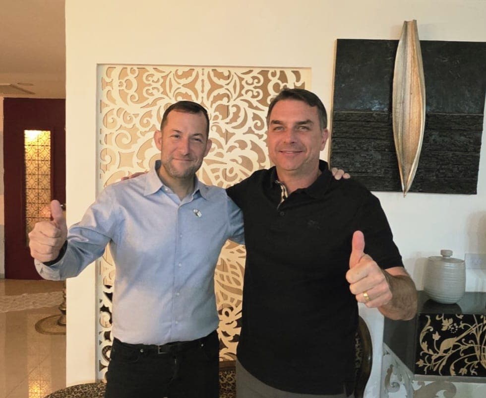 מדהים – בולסונרו גייס את יוסי דגן לקמפיין: "תצביעו לפלאביו"