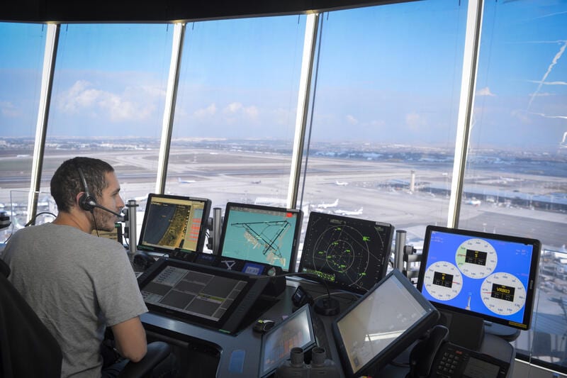 דרמה בנתב"ג: התקבל דיווח על פצצה שהוטמנה במטוס דלתא