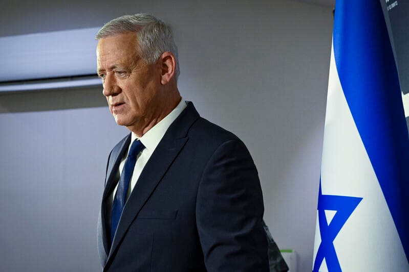 החזירו את חובותיכם למדינה בטרם תטיפו מוסר / דעה