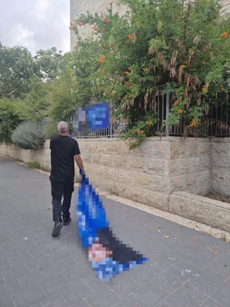 עיריית ירושלים נערכת לבחירות לכנסת ה-26: הגברת אכיפה נגד שילוט פיראטי