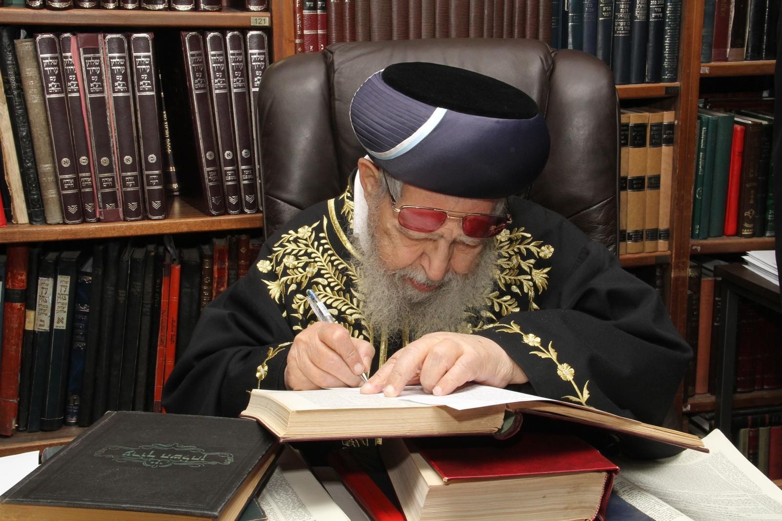שבוע להילולת מרן הרב עובדיה יוסף זצוק"ל: היערכות שיא לקראת הגעת כ-100 אלף מתפללים לציונו בירושלים