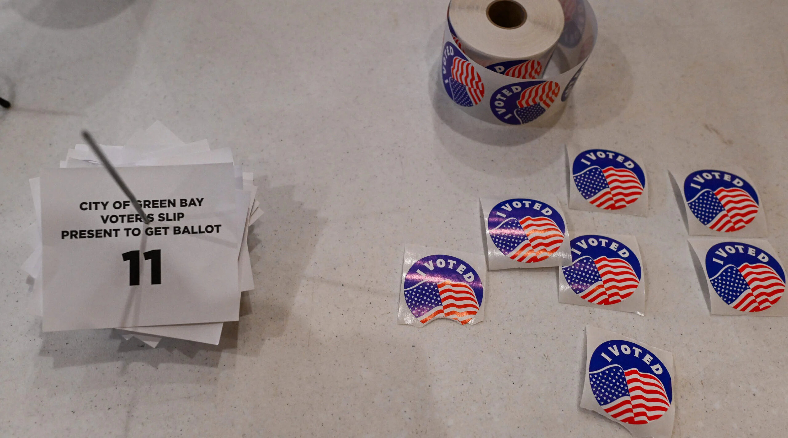 Poll shows two-thirds of U.S. Jewish voters will favor Democrats in November